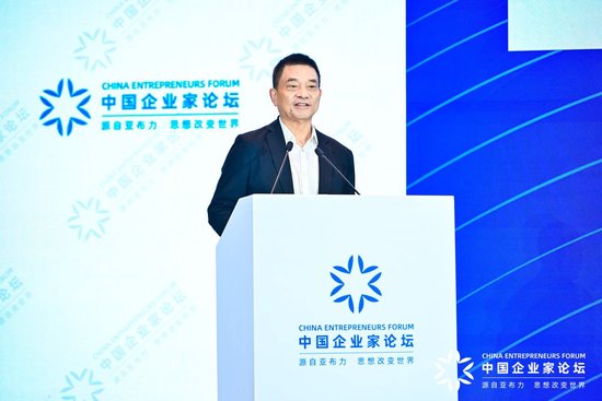 刘永好：新希望正积极推动机器人在切肉摆盘等农业领域的应用